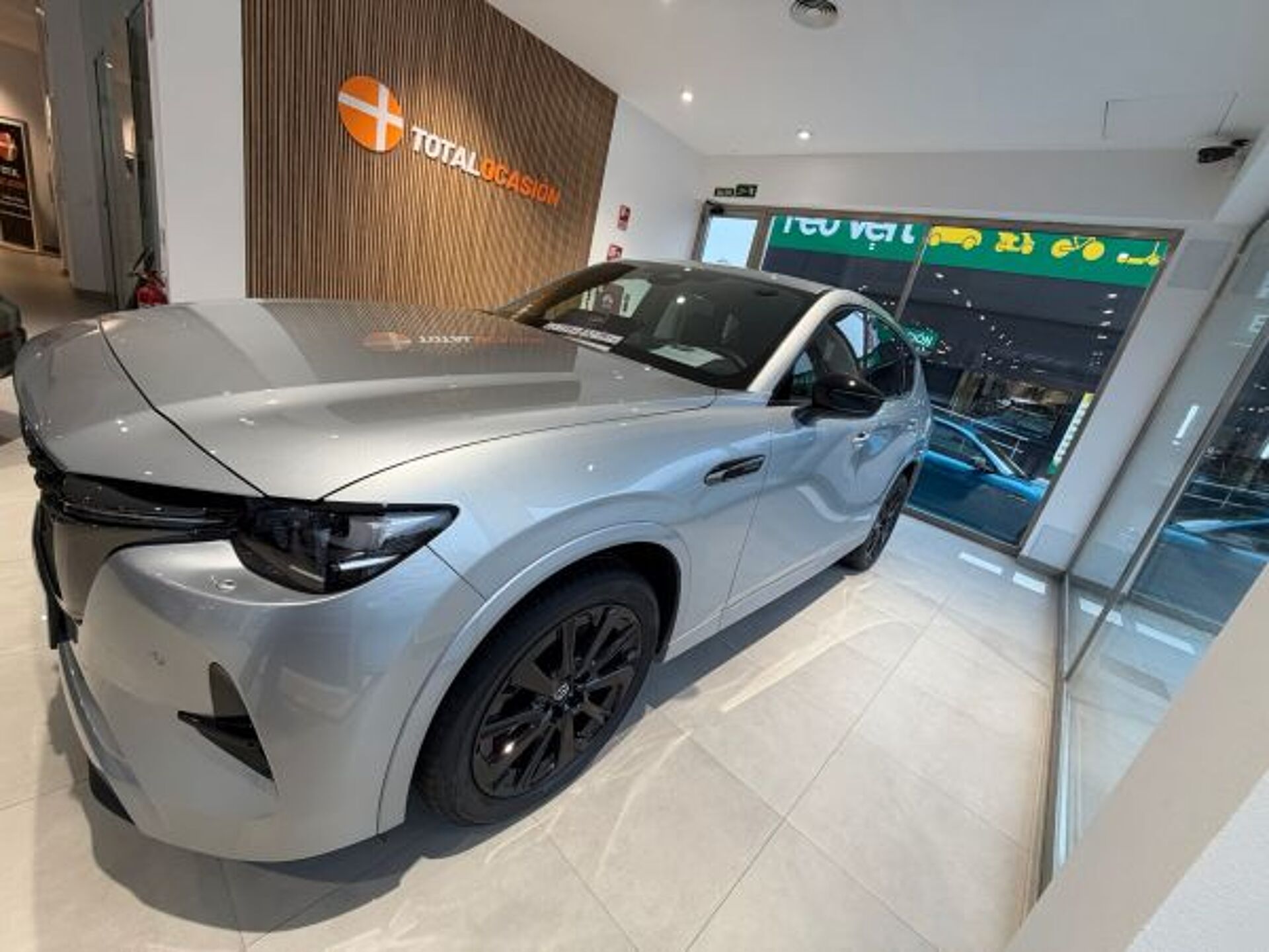 Imagen 2 de MAZDA CX-60