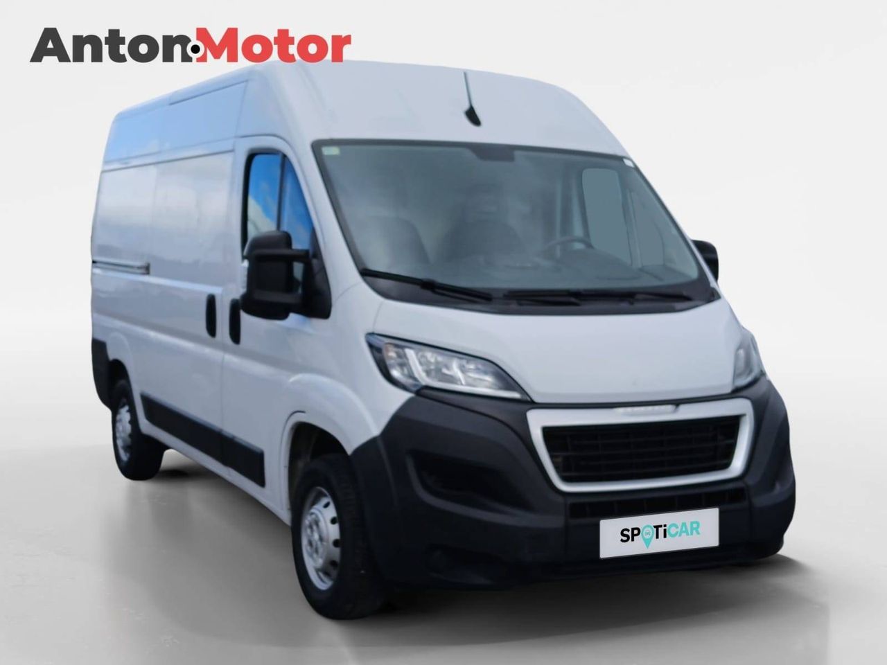 Foto del PEUGEOT Boxer Furgón 2.2BlueHDI 335 L2H2 S&S 140