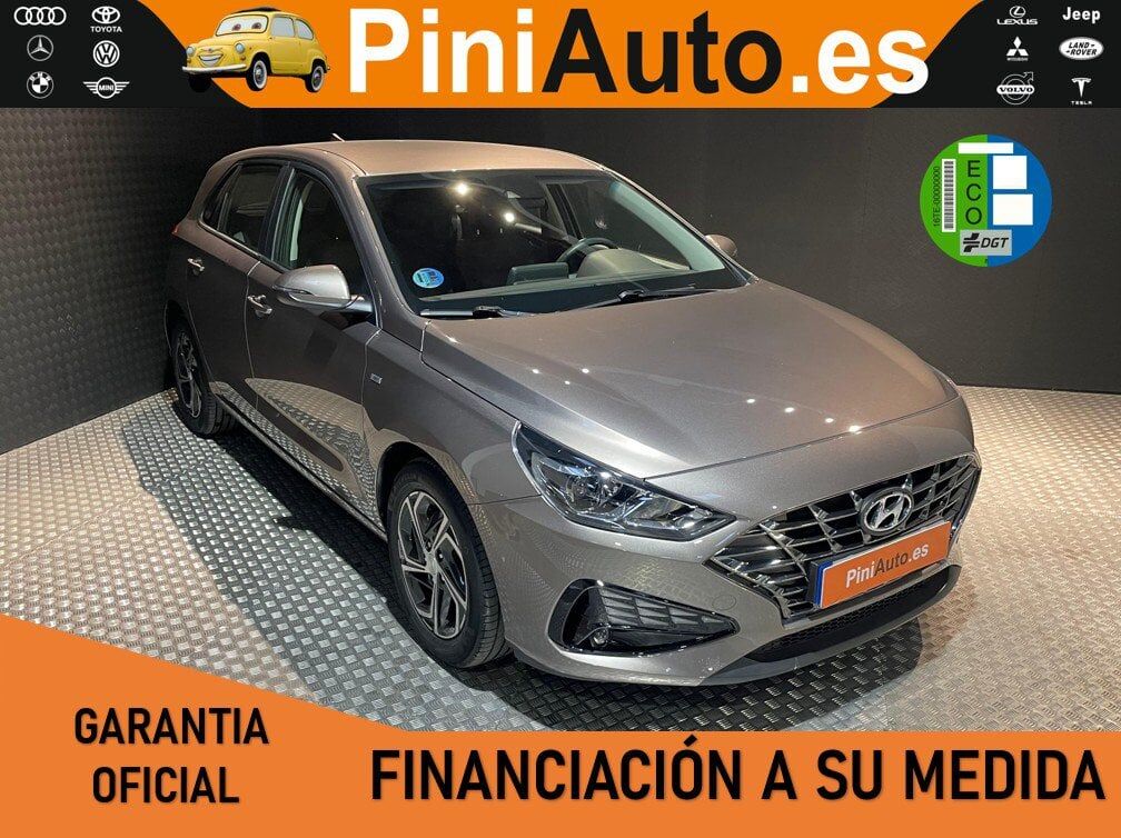 HYUNDAI i30 (1.0 TGDI 48V Klass) en Madrid