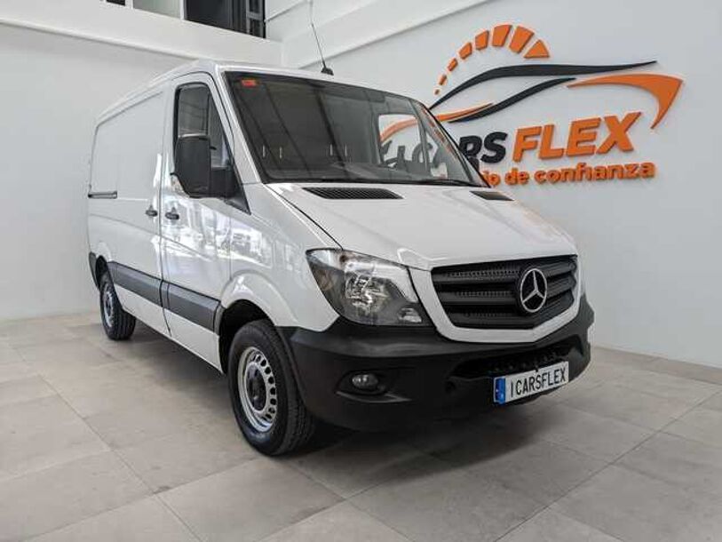 Foto del MERCEDES Sprinter Furgón 211CDI Compacto