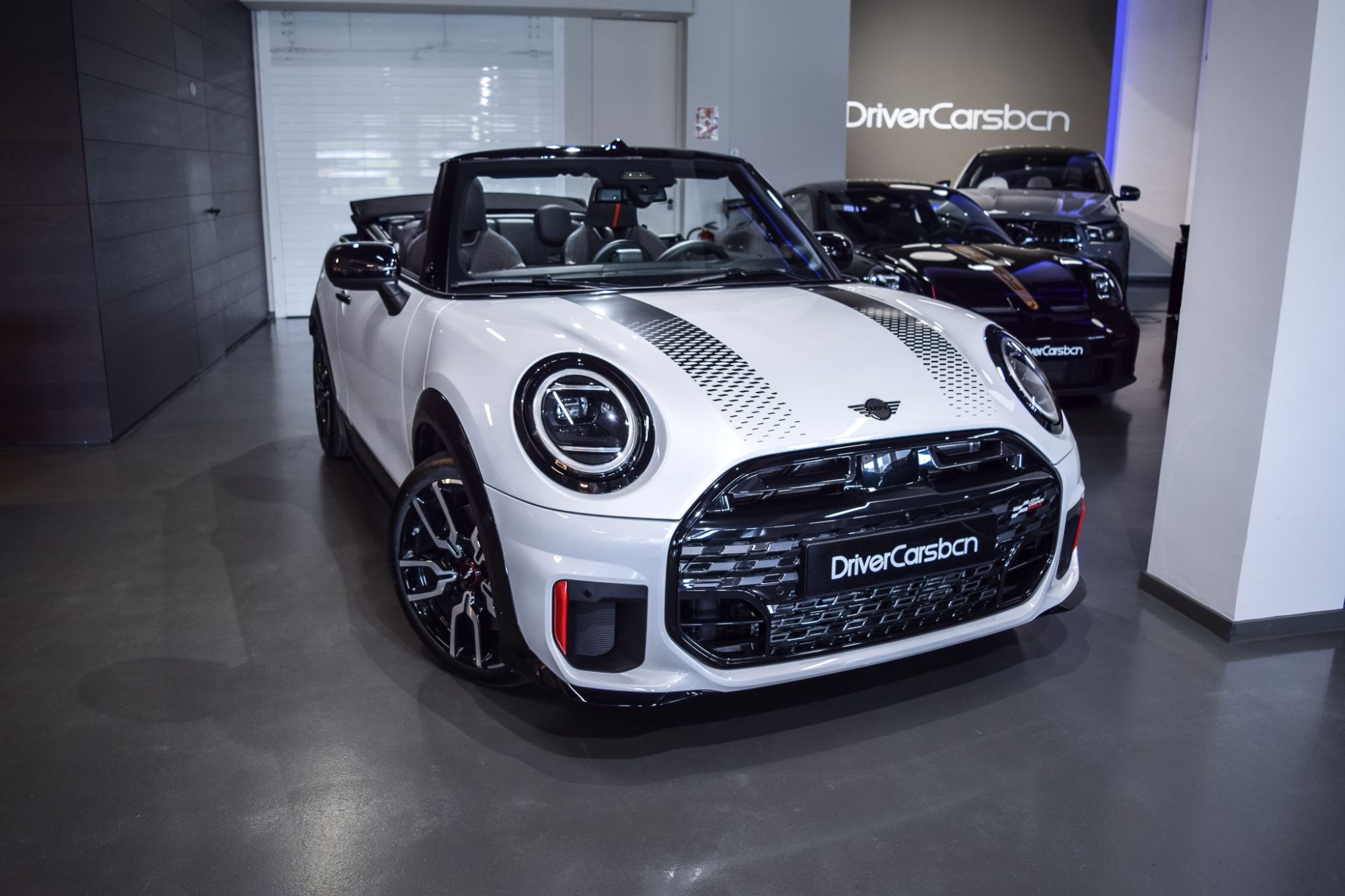 MINI Mini (Cabrio Cooper JCW  Aut.) en Barcelona
