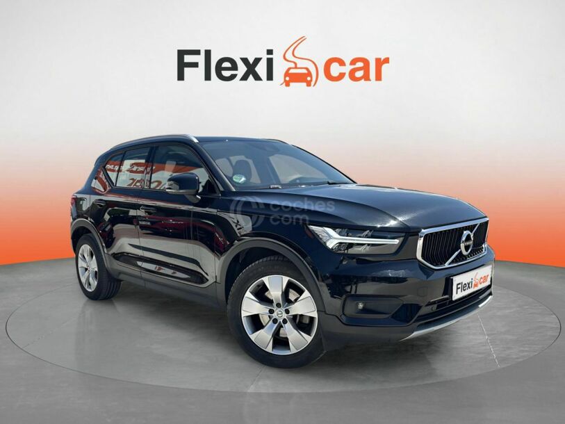 Foto del VOLVO XC40 B4 Momentum Aut.