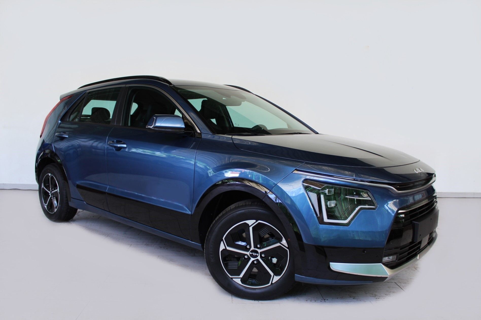 KIA Niro (NIRO 1.6 GDI PHEV DRIVE 5P) en Sevilla