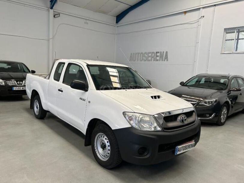 Foto del TOYOTA Hilux 2.5D-4D Cabina Doble GX