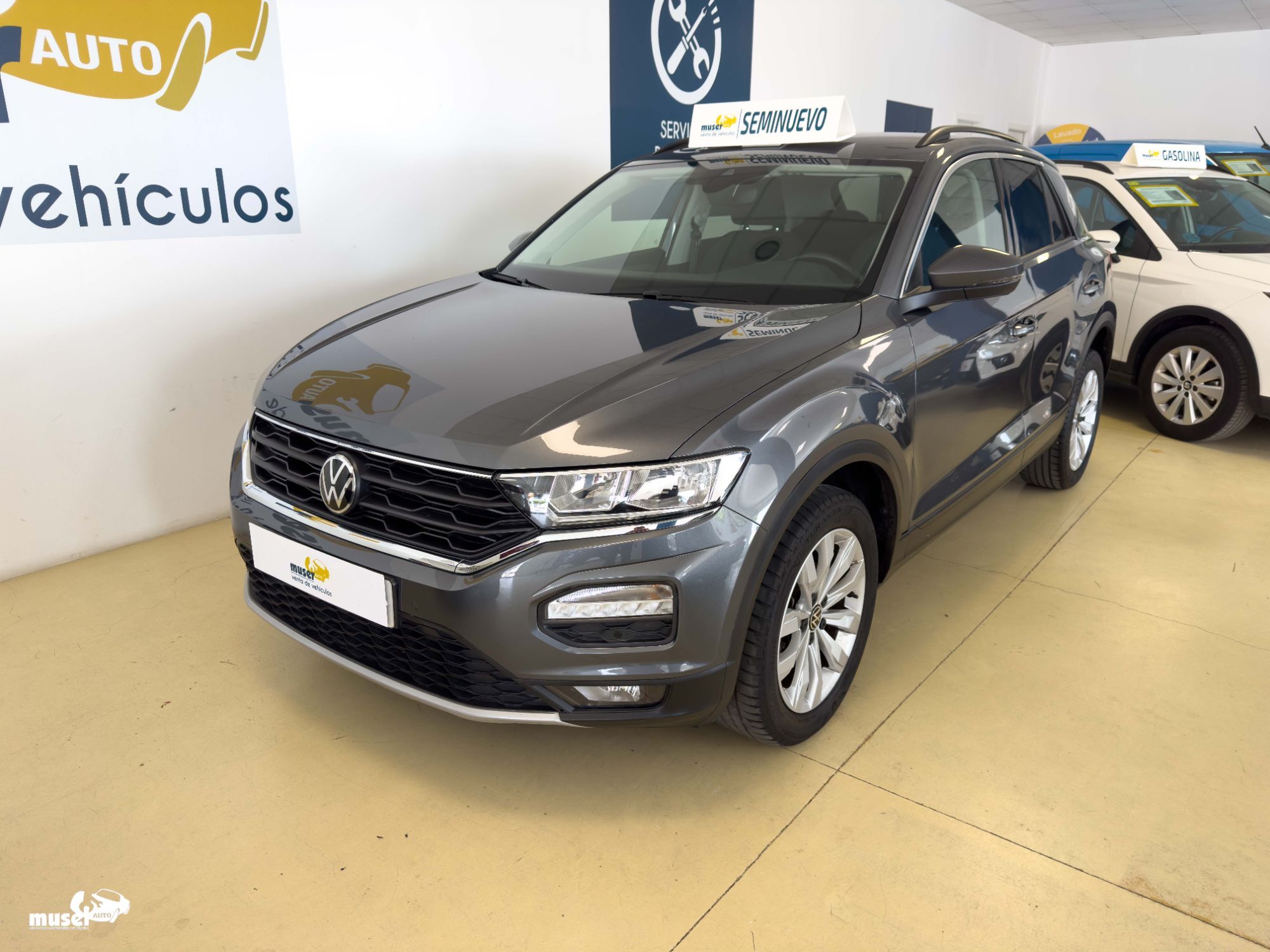 VOLKSWAGEN T-Roc (1.5 TSI Advance) en Córdoba