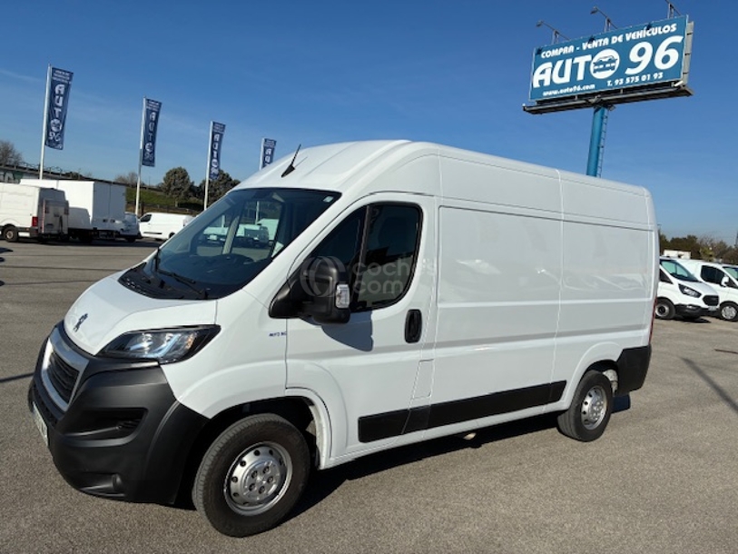 Foto del PEUGEOT Boxer Furgón 2.2BlueHDI 335 L2H2 S&S 140