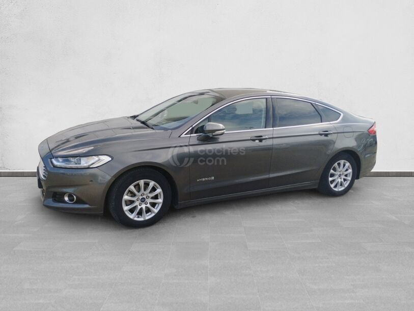 Foto del FORD Mondeo Sedán 2.0 HEV Titanium