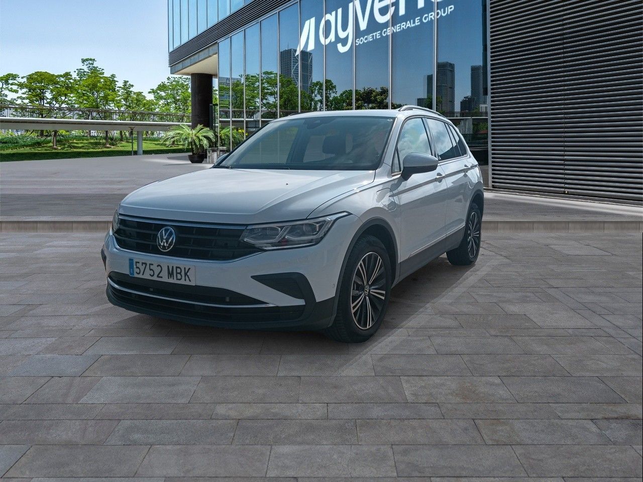 VOLKSWAGEN Tiguan (Life 1.4 TSI eHybrid 180 kW (245 CV) DSG) en Madrid