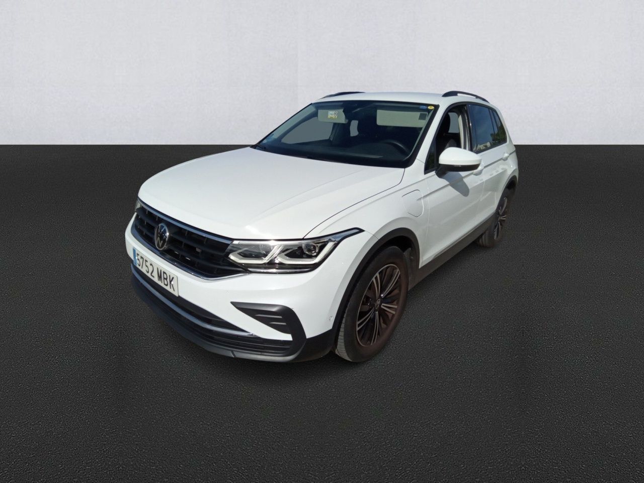 VOLKSWAGEN Tiguan (Life 1.4 TSI eHybrid 180 kW (245 CV) DSG) en Madrid