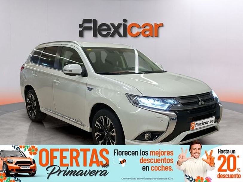 Foto del MITSUBISHI Outlander PHEV Kaiteki 4WD