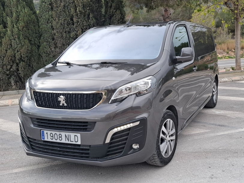 Foto del PEUGEOT Expert Fg. Standard 2.0BlueHDi S&S Premium EAT8 120