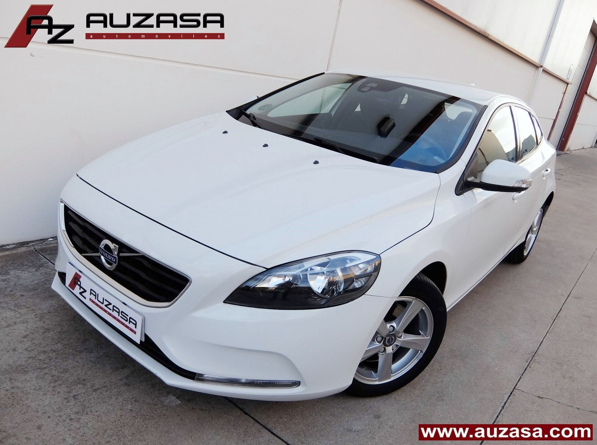 VOLVO V40 (D2 Kinetic) en Zamora