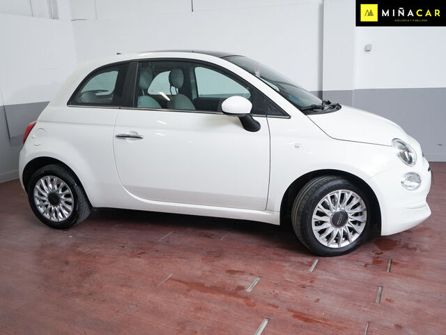 Foto del FIAT 500 1.0 Hybrid Dolcevita 52kW