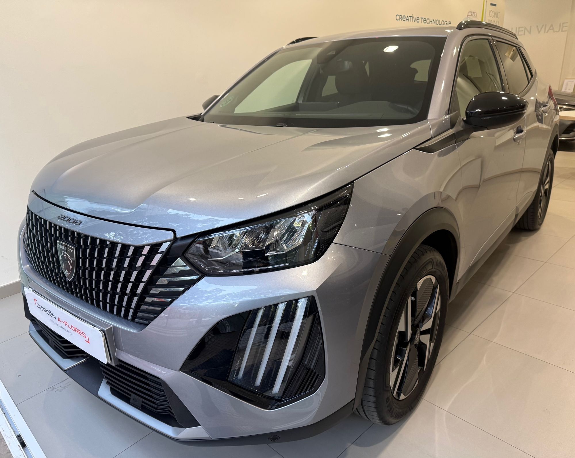 PEUGEOT 2008 (1.2 PureTech S&S Allure 100) en Málaga