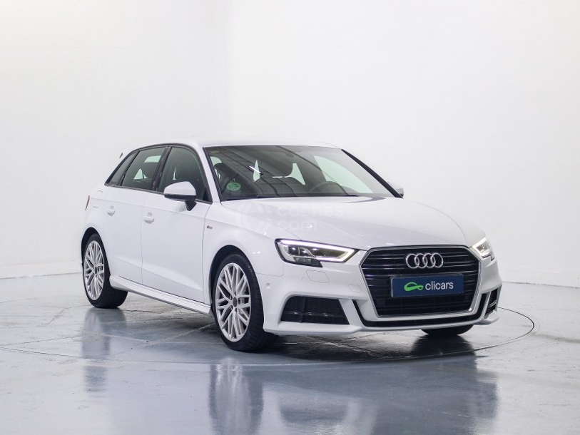 Foto del AUDI A3 Sportback 1.5 TFSI COD EVO S Line ed. S-T 110kW