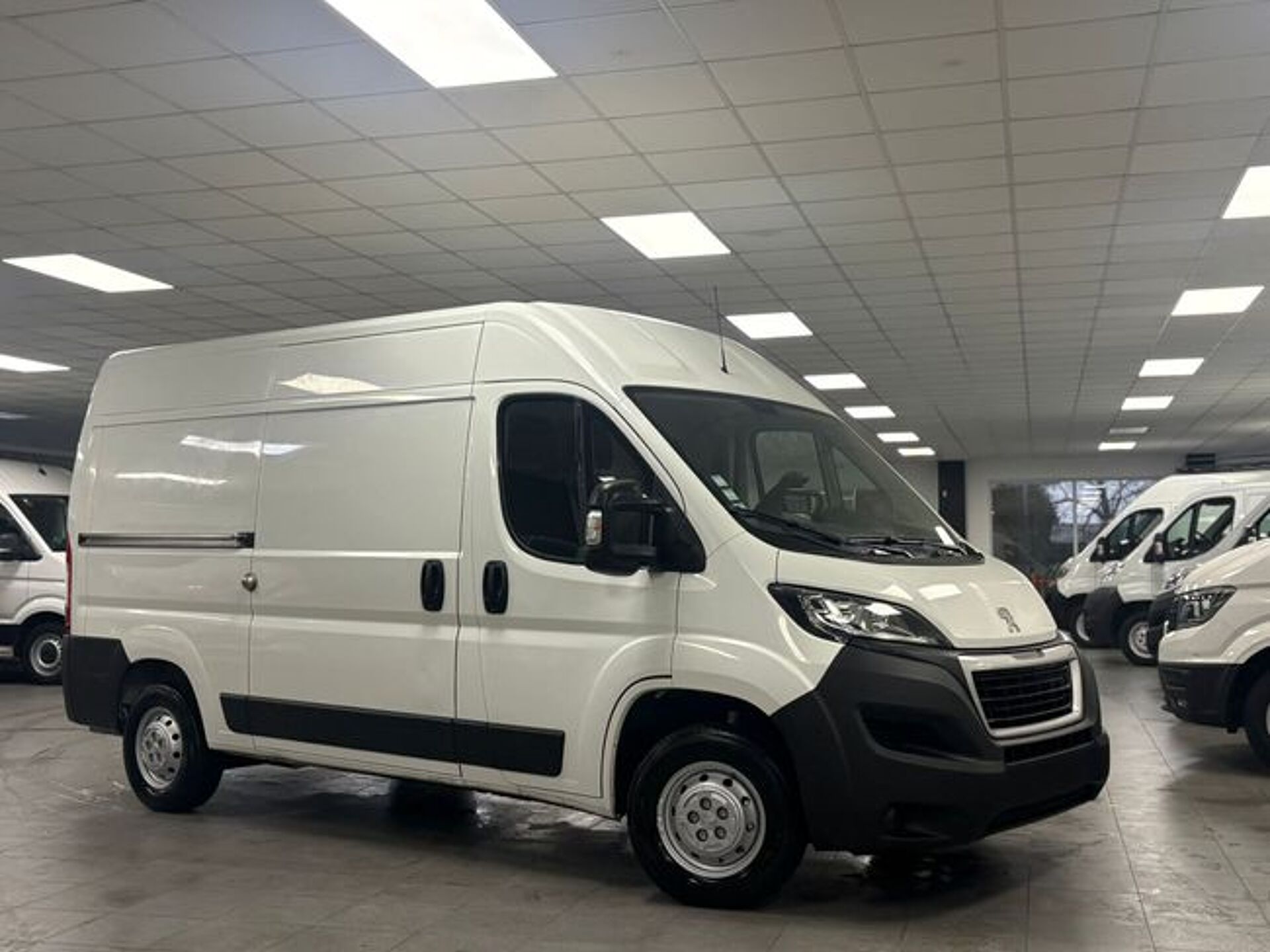 Imagen 2 de PEUGEOT Boxer