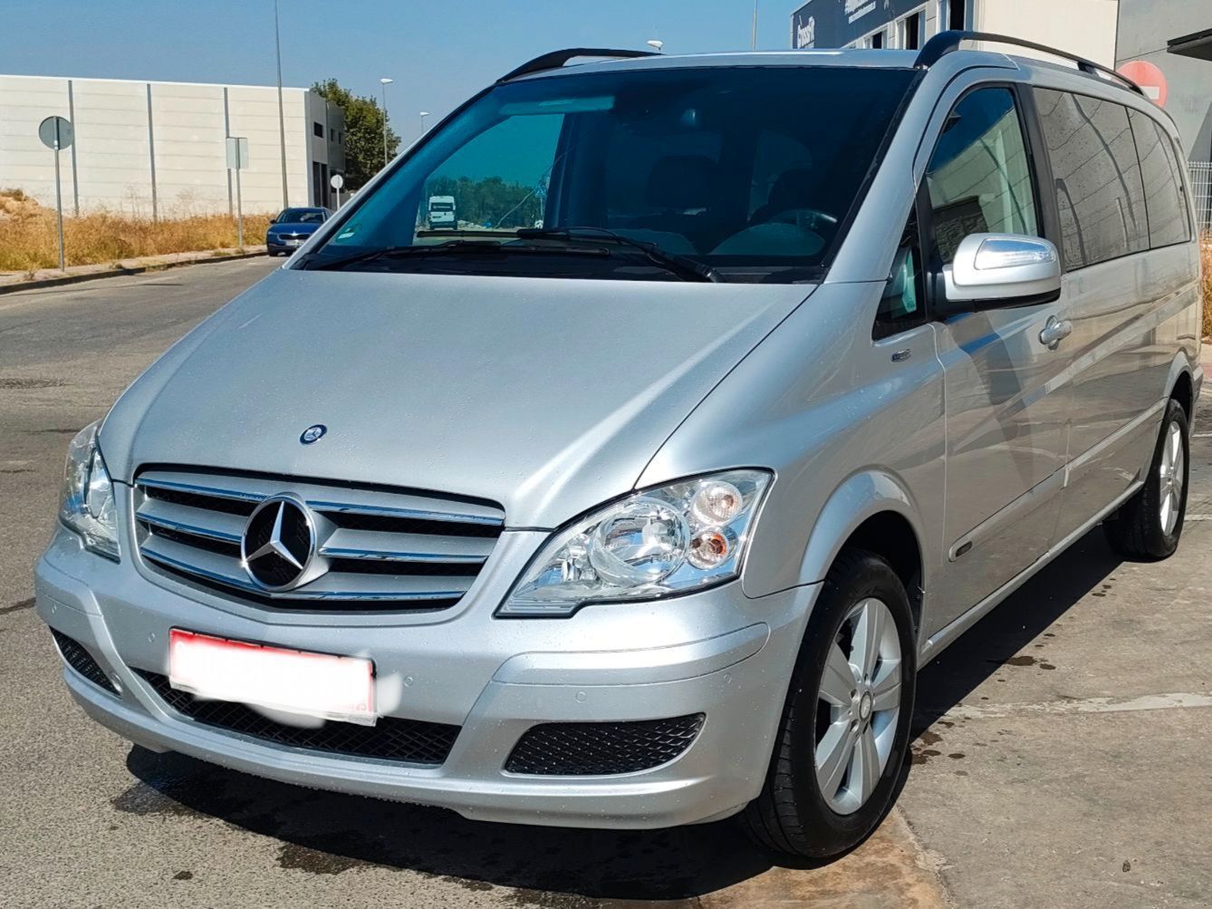 MERCEDES Viano (2.2CDI Ambiente Compacto) en Sevilla