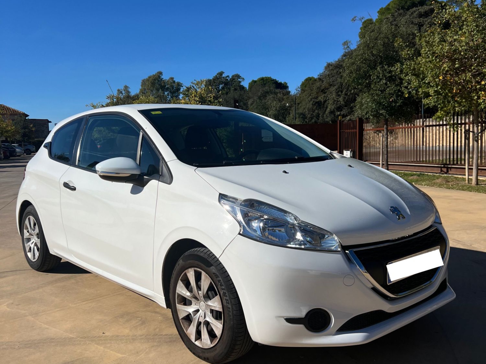 Imagen de PEUGEOT 208