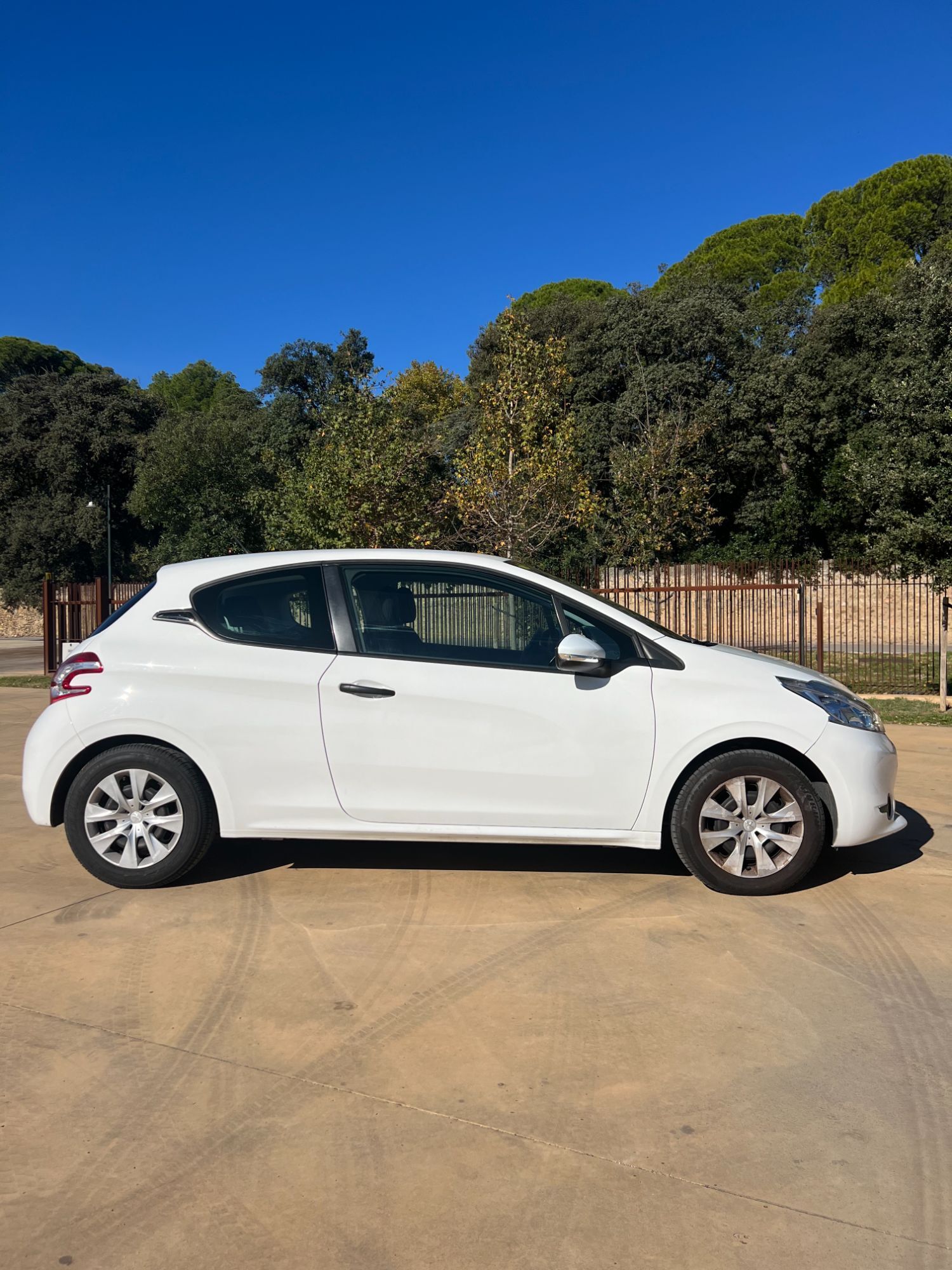 Foto del PEUGEOT 208 1.0 VTi Access