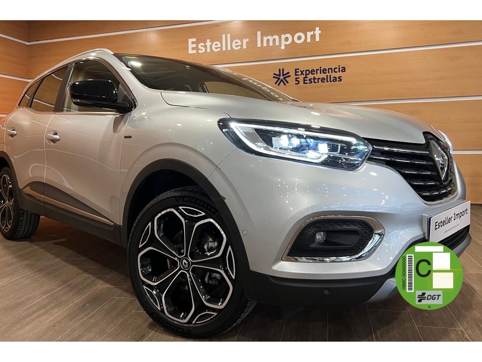 RENAULT Kadjar (1.3 TCe 160cv GPF EDC Black Edition) en Castellón