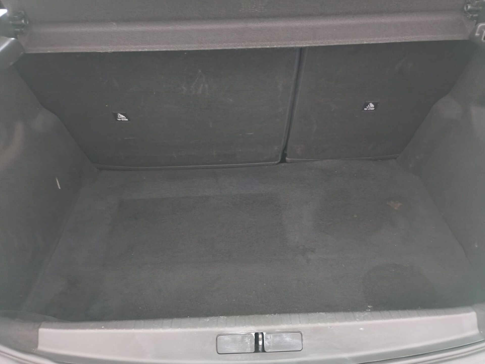 Imagen 2 de PEUGEOT 208