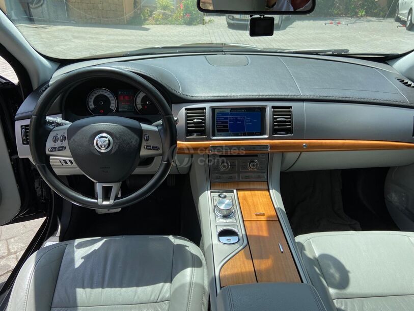 Foto del JAGUAR XF 3.0 V6 Premium Luxury Aut.