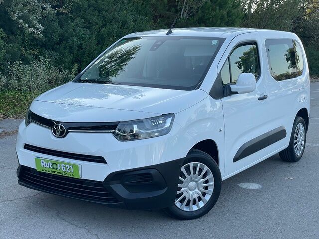 TOYOTA Proace City (1.5D GX L1 75 kW (102 CV)) en Barcelona