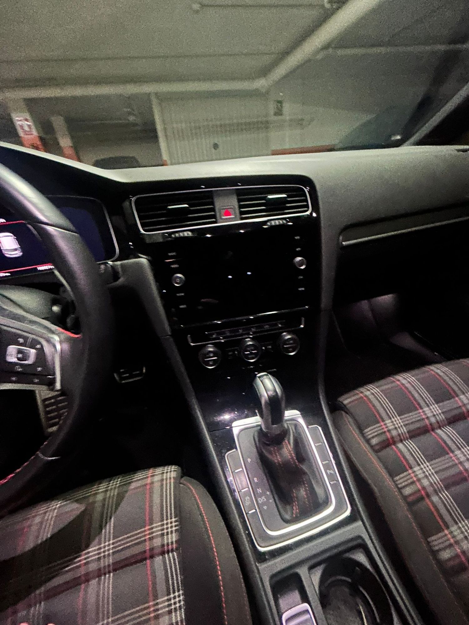 Foto del VOLKSWAGEN Golf 2.0 TSI GTI Performance DSG7 180kW