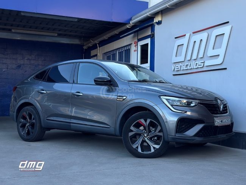 Foto del RENAULT Arkana 1.6 E-Tech Zen 105kW