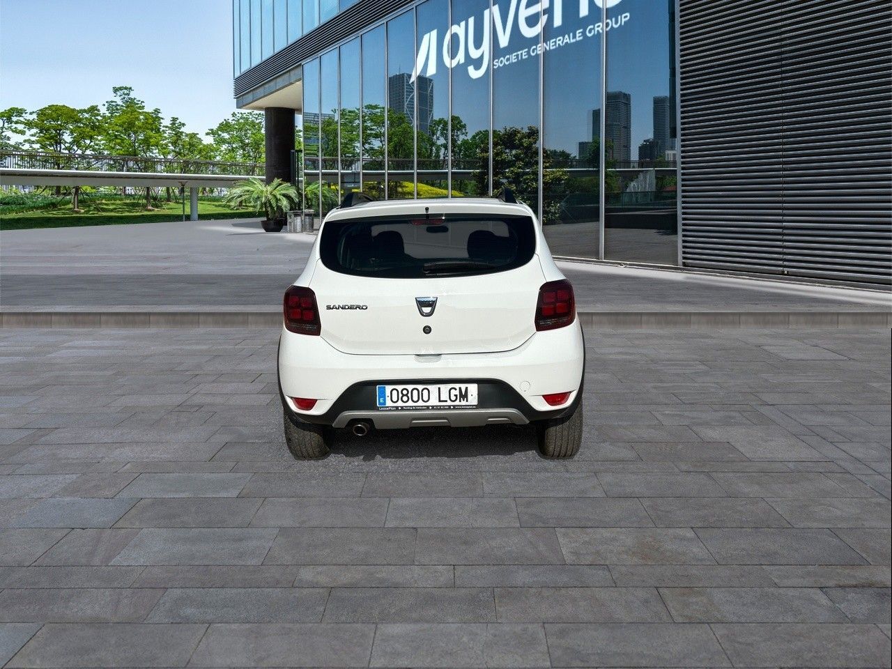 DACIA Sandero (Stepway Essential TCe 66 kW (90 CV)) en Madrid