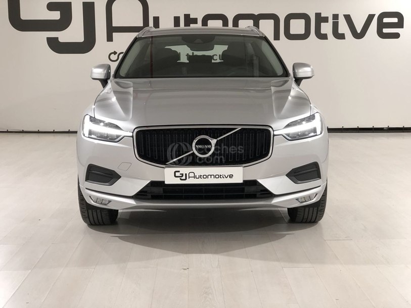 Foto del VOLVO XC60 B4 Momentum Pro FWD Aut.