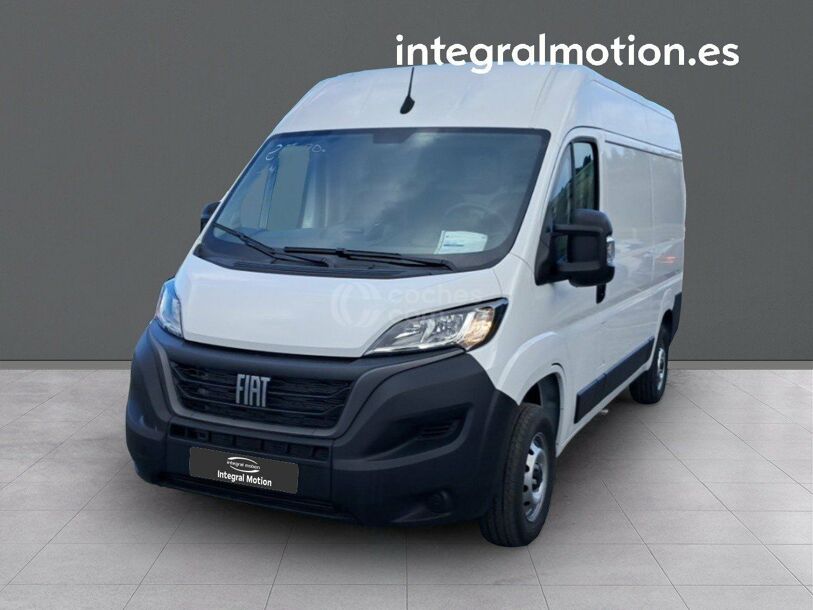 Foto del FIAT Ducato Fg. 30 2.2Mjt L2 H2 Panelado 140CV