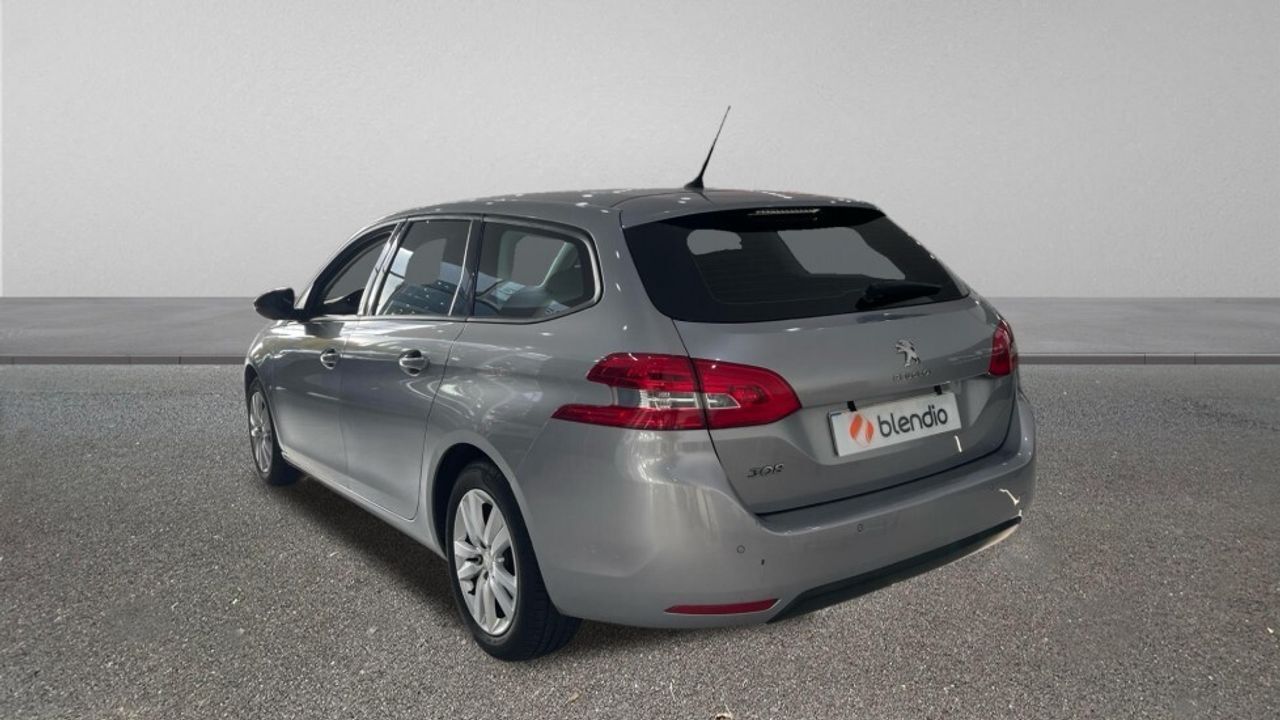 Foto del PEUGEOT 308 SW 1.2 PureTech S&S Active 130