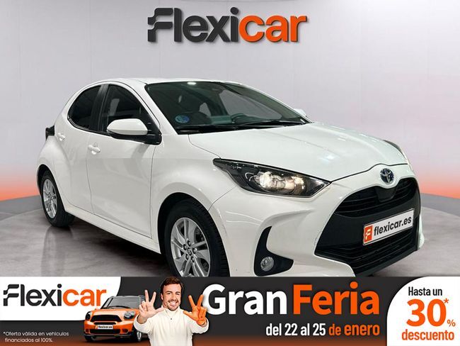 TOYOTA Yaris (1.5 120H Business Plus) en Zaragoza