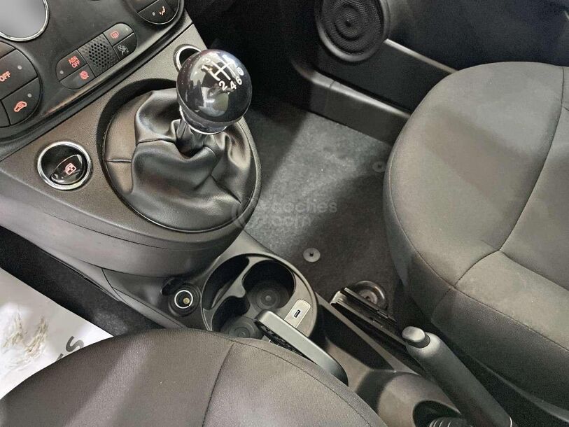 Foto del FIAT 500 1.0 Hybrid Dolcevita 52kW
