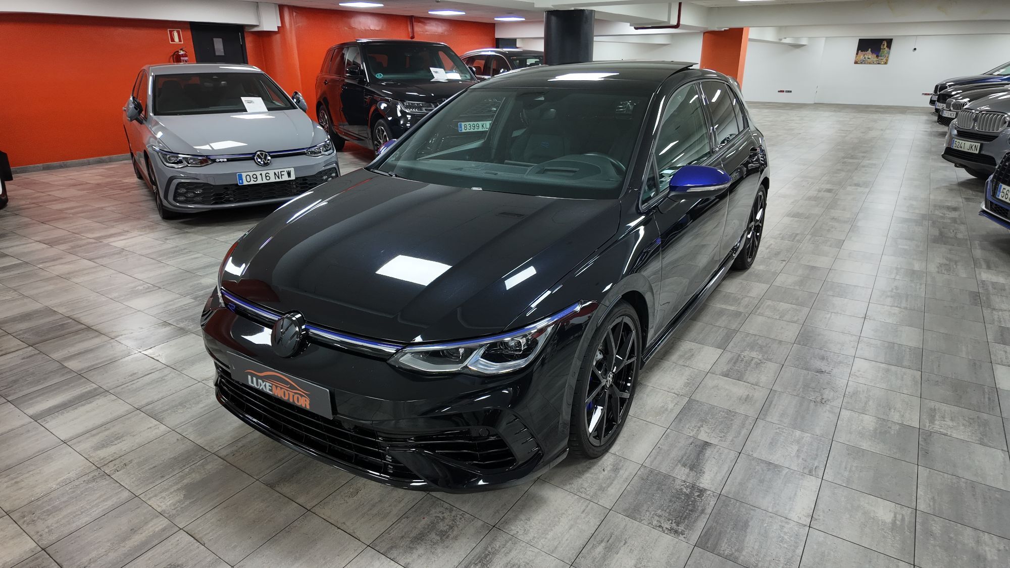 VOLKSWAGEN Golf (2.0 TSI R 20 Aniversario DSG 245kW) en Madrid