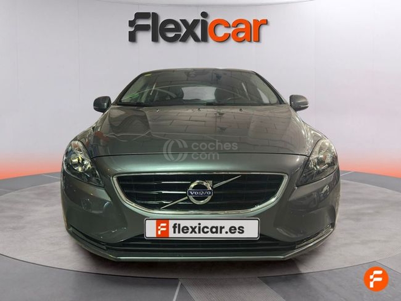 Foto del VOLVO V40 D2 Momentum Aut. 120