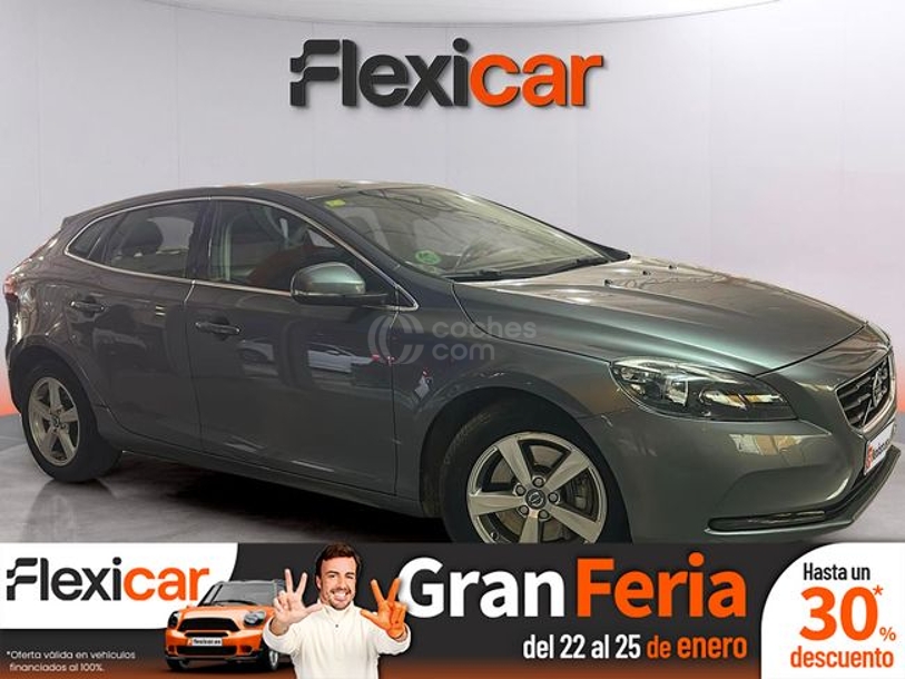 Foto del VOLVO V40 D2 Momentum Aut. 120