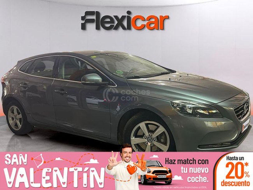 Foto del VOLVO V40 D2 Momentum Aut. 120