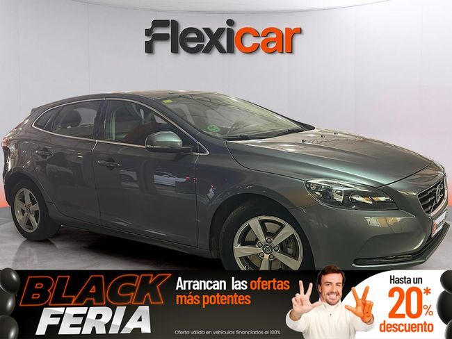 VOLVO V40 (2.0 D2 Momentum Auto) en Barcelona