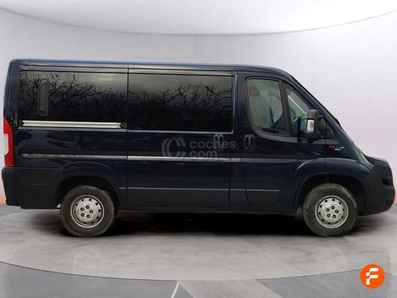 Foto del FIAT Ducato Combi 30 2.3Mjt Corto 110kW