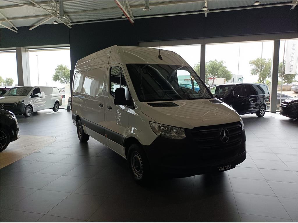 Foto del MERCEDES Sprinter Furgón 311CDI Medio T.E. tD