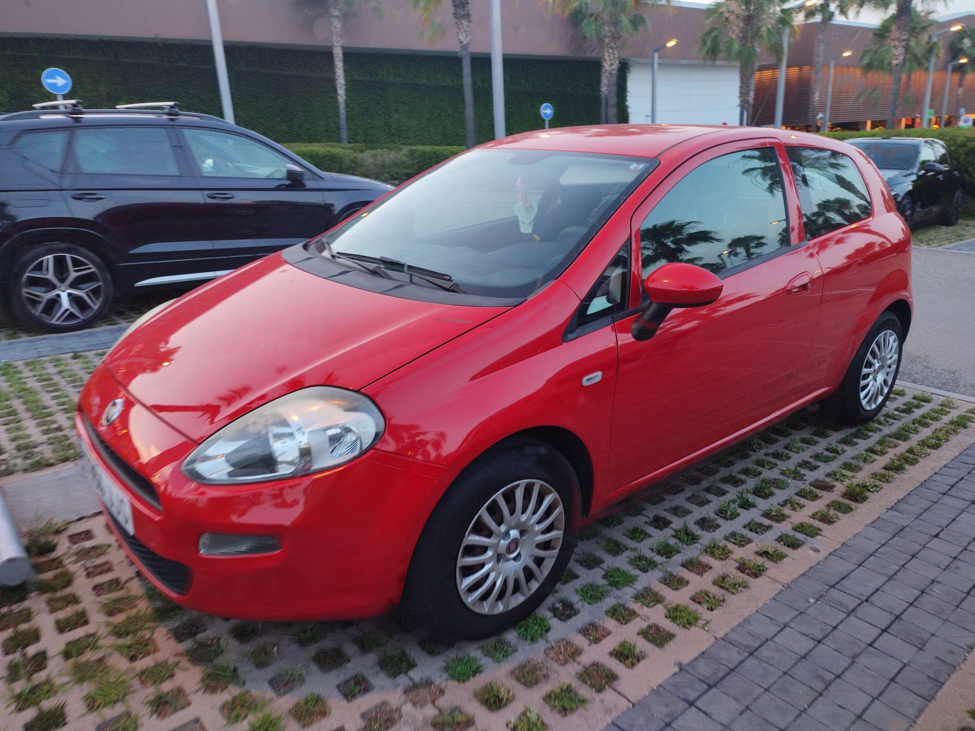 Foto del FIAT Punto 1.4 S&S Easy