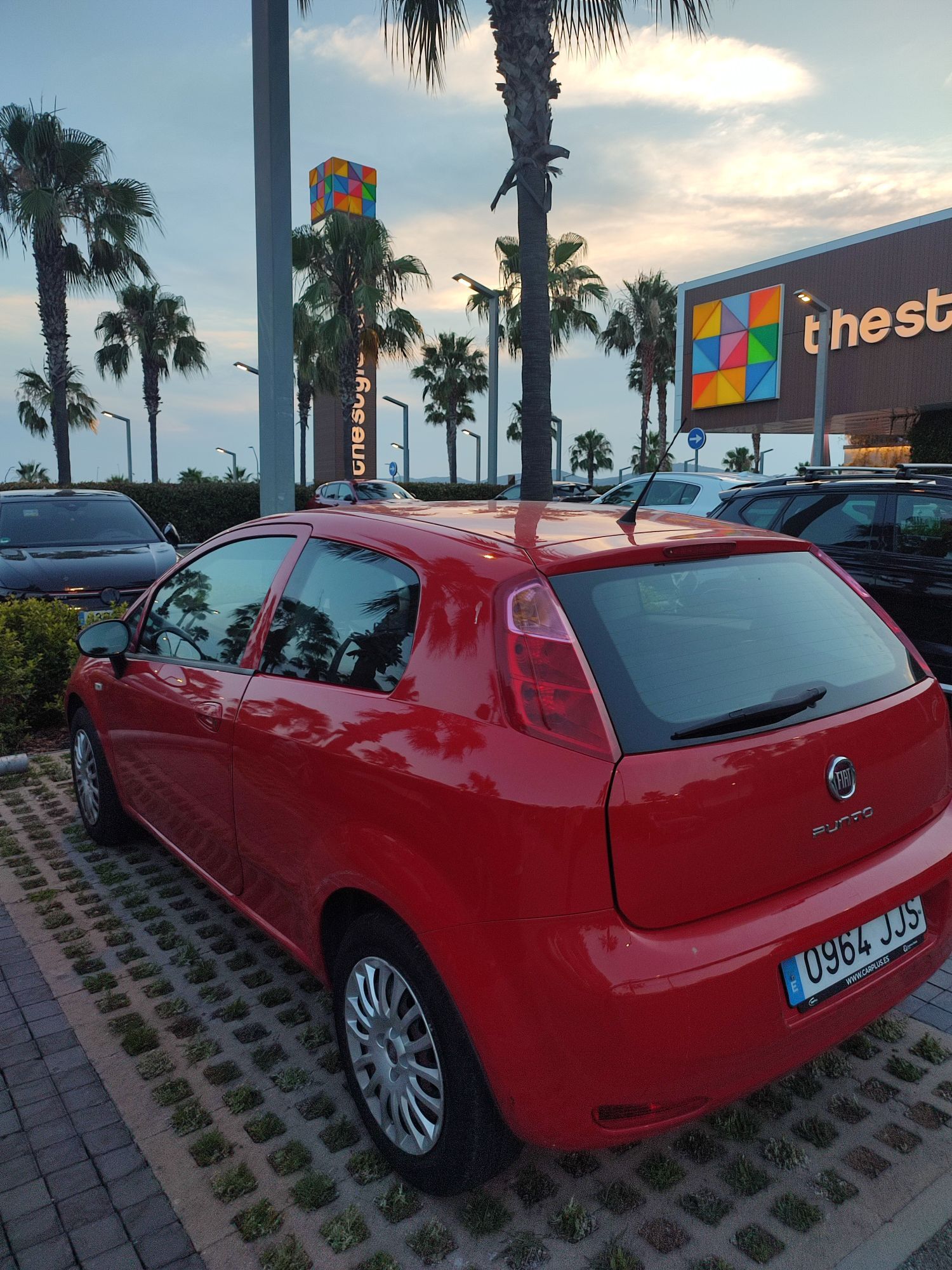 Foto del FIAT Punto 1.4 S&S Easy