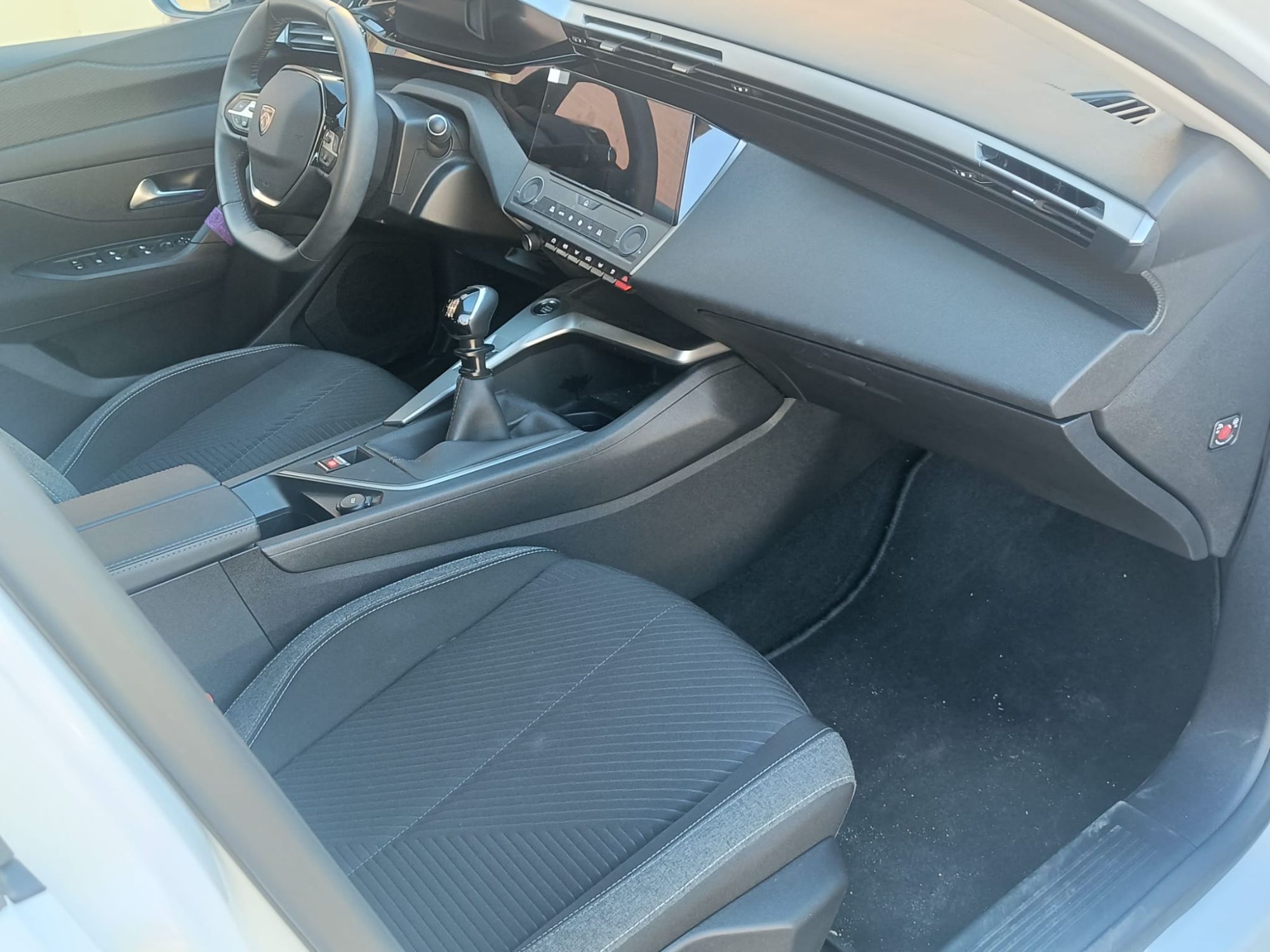 Foto del PEUGEOT 308 1.2 PureTech S&S Active Pack 130