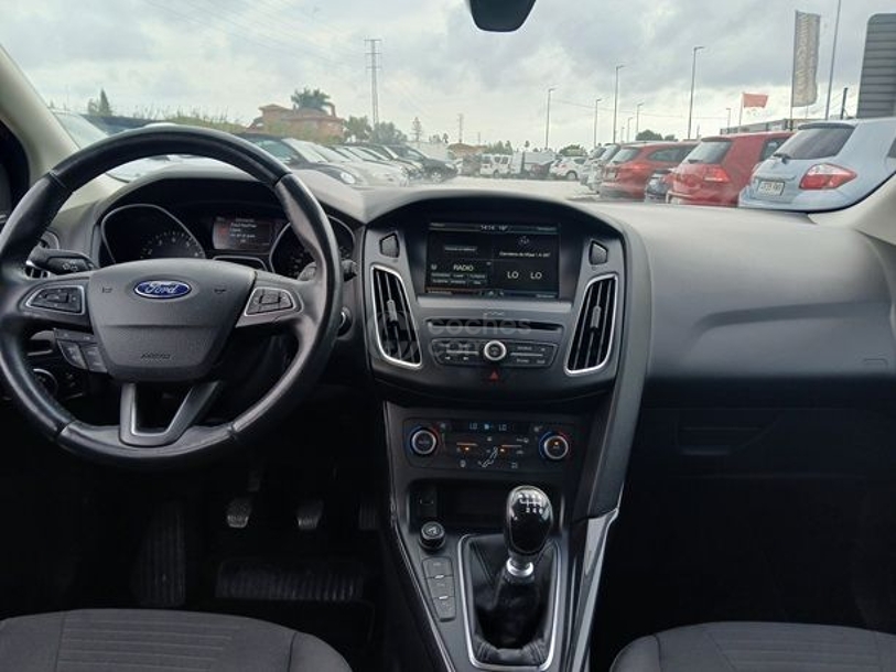 Foto del FORD Focus 1.0 Ecoboost Auto-S&S Business 125