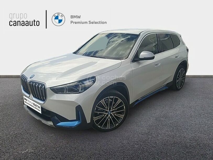 Foto del BMW iX xDrive 40