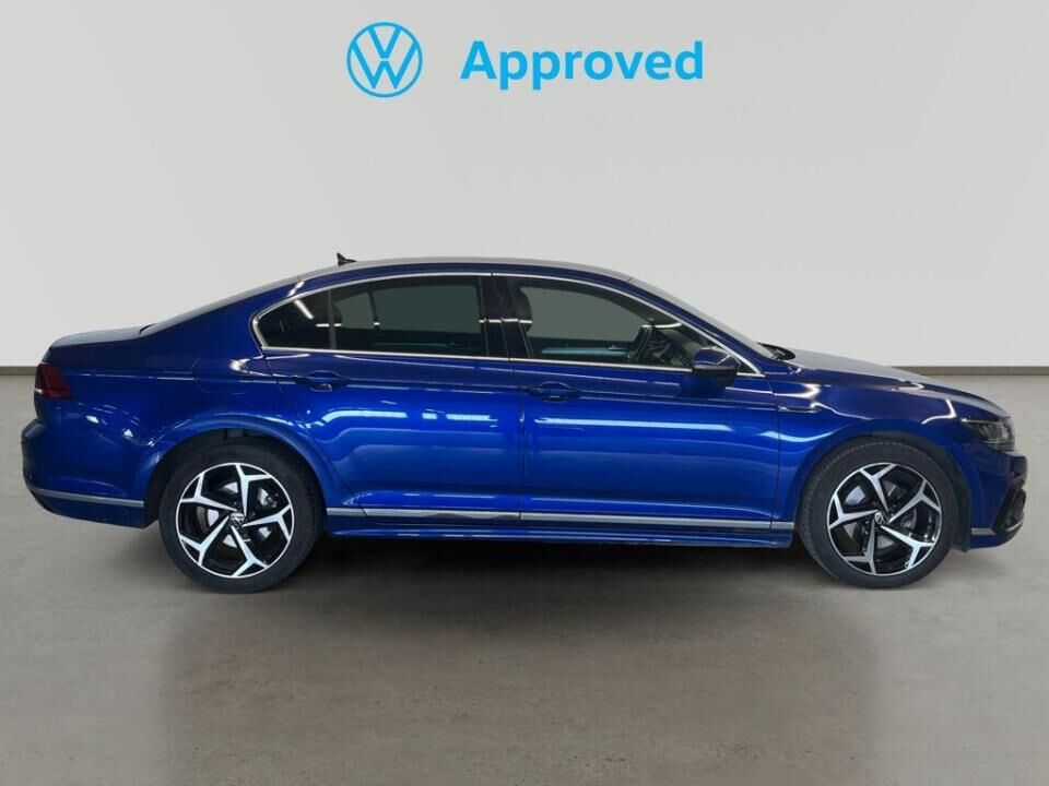 Foto del VOLKSWAGEN Passat 2.0TDI R-Line DSG7 110kW