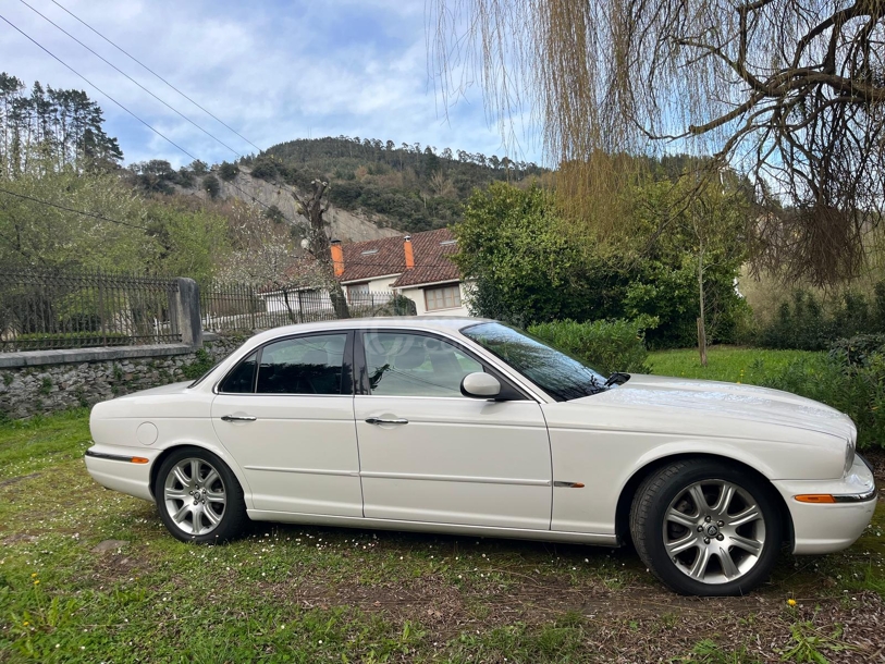 Foto del JAGUAR XJ -6 3.0 V6 Executive Aut.