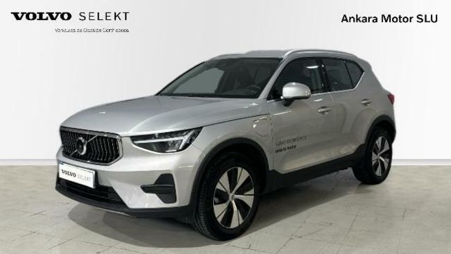 VOLVO XC40 (Recharge Bright Essential T4 Plug-in Hybrid Automatic) en Alica